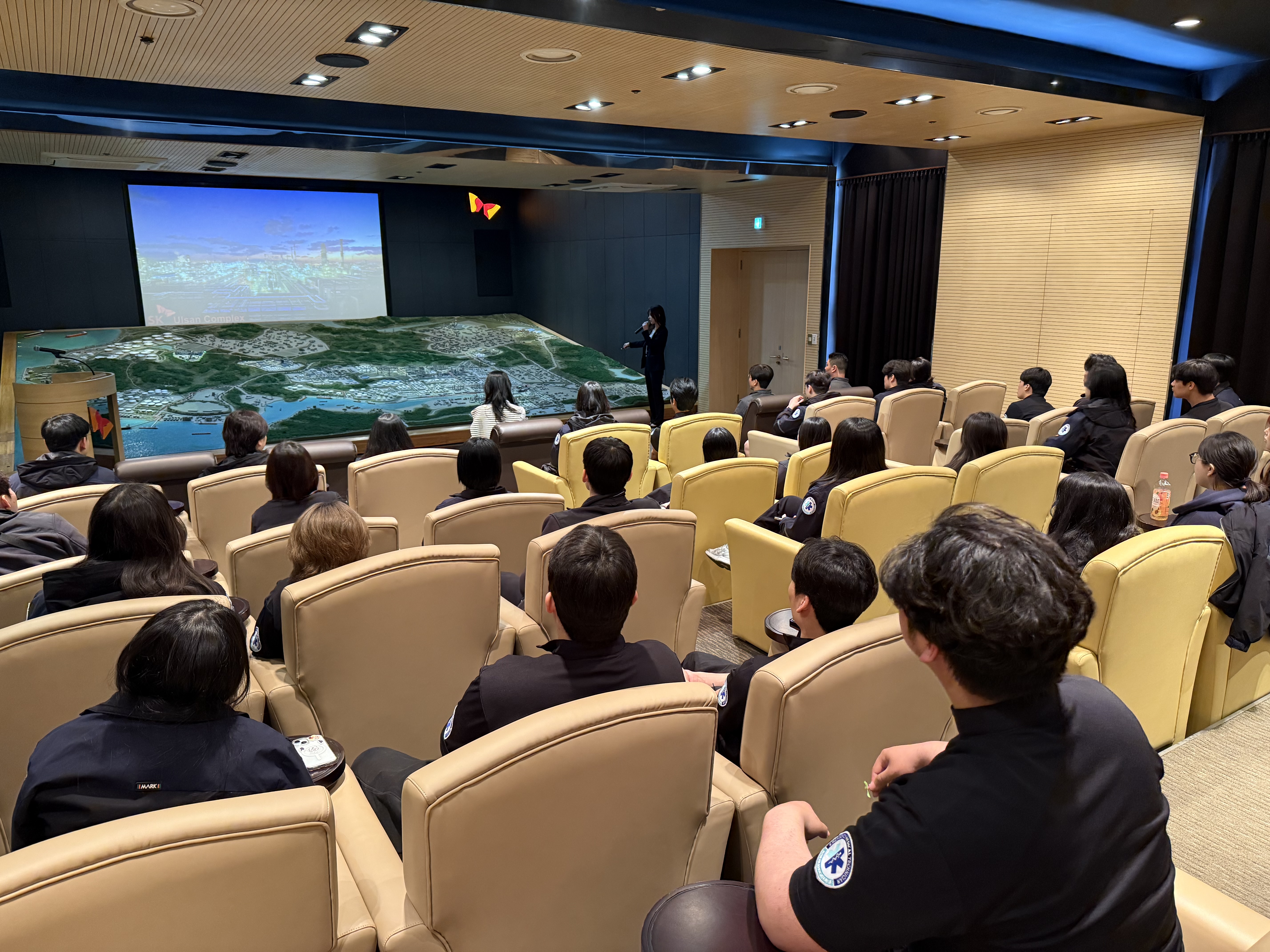KakaoTalk_20260420_160413409_08.jpg